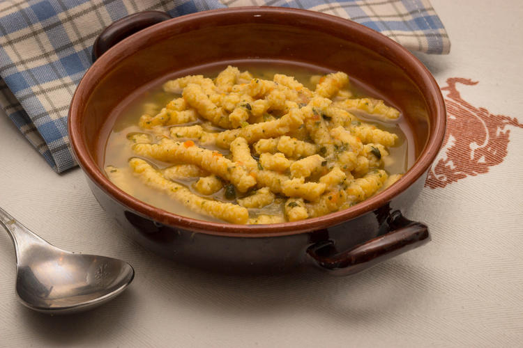 Une soupe de pâtes passatelli