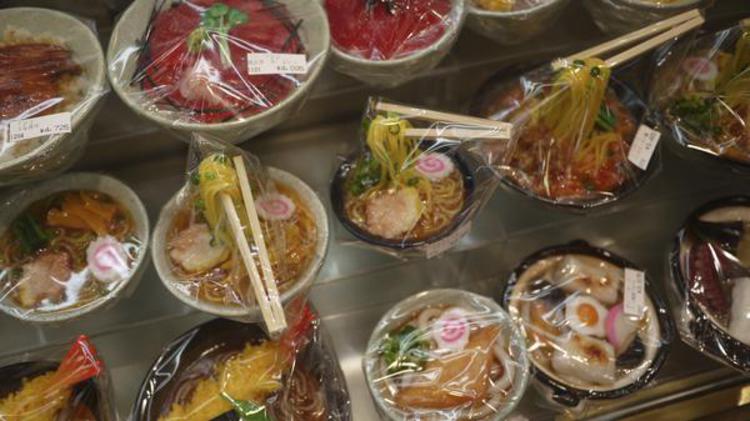 Les sampuru, faux plats en plastique japonais (©David/Creative Commons)